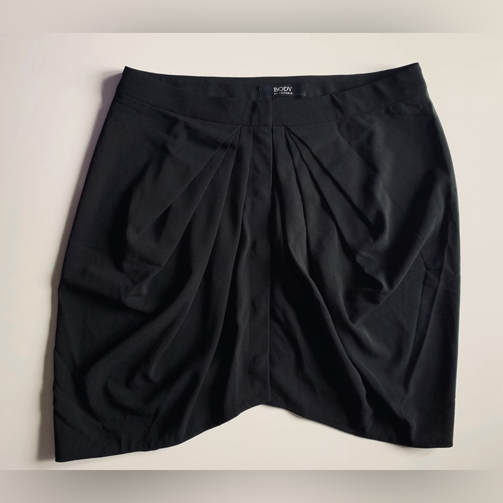 Body by Victoria Black Button Down Pleated Skirt